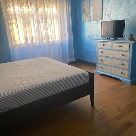 C&E Suites Roma 리도디오스티아 외부 사진